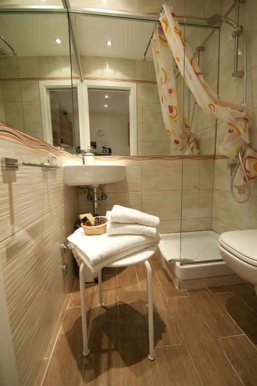 B&B La Uascezze Bari Zewnętrze zdjęcie